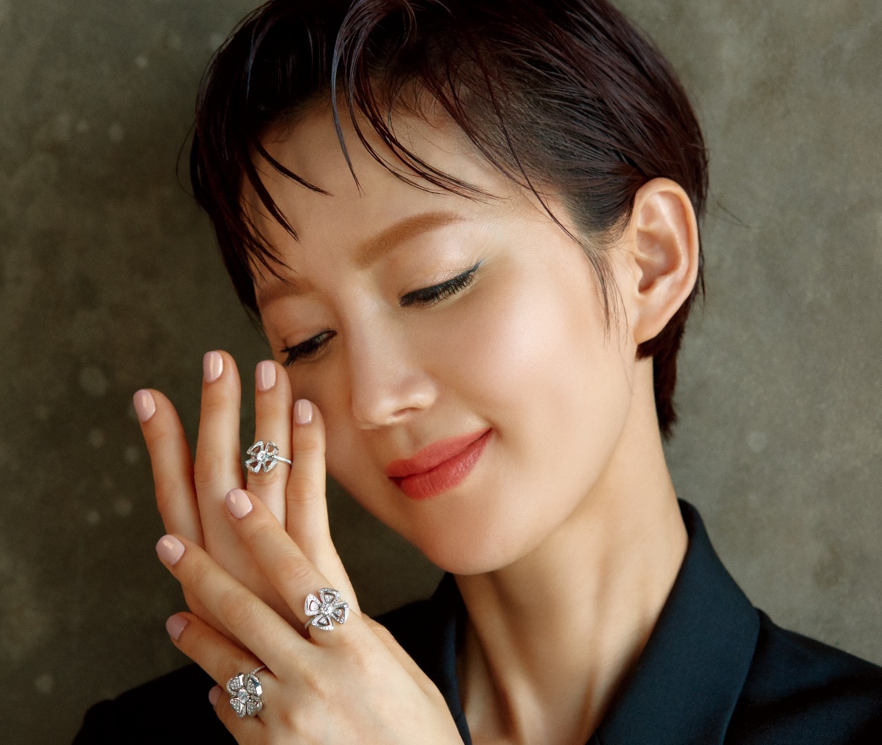 Yum Jung Ah,  Jang Dong Gun,  Intimate Strangers anh 2