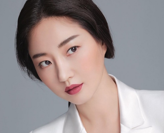 Kim Sa Rang,  Park Ji Sung anh 2