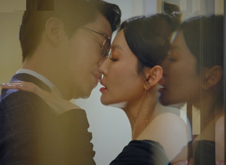 Vi sao nhung bo phim bao luc, tam toi lap ky luc rating nam 2020? hinh anh