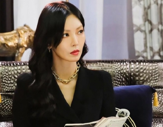 Kim So Yeon,  Cuoc chien thuong luu anh 4