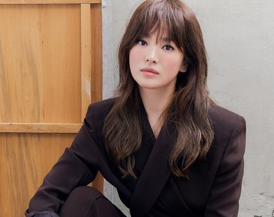 Song Hye Kyo,  Song Joong Ki,  Hau due mat troi anh 3