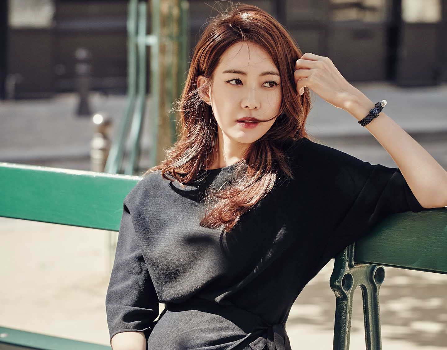 Lee Yo Won,  Nu hoang Seondeok anh 1