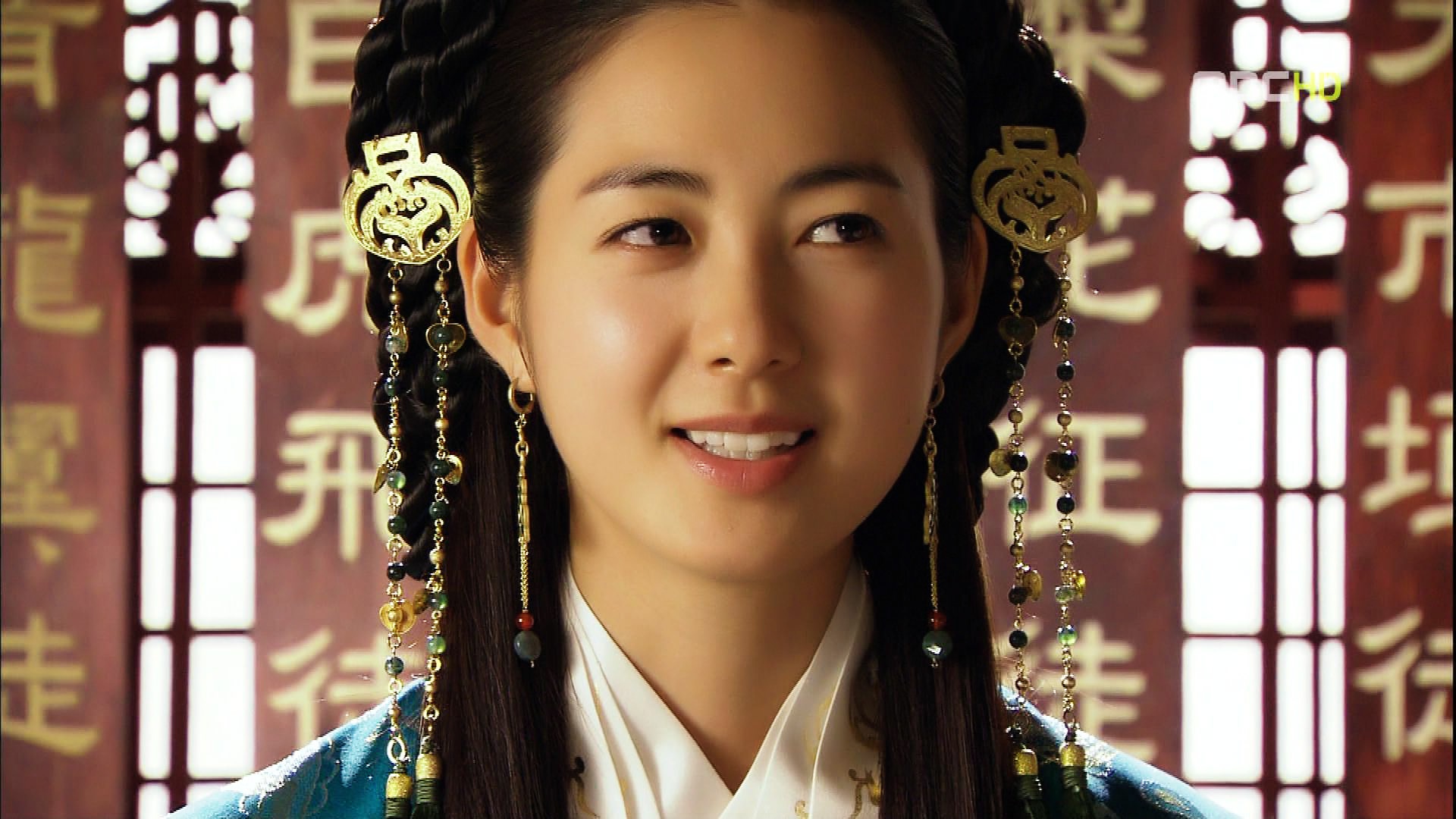 Lee Yo Won,  Nu hoang Seondeok anh 2