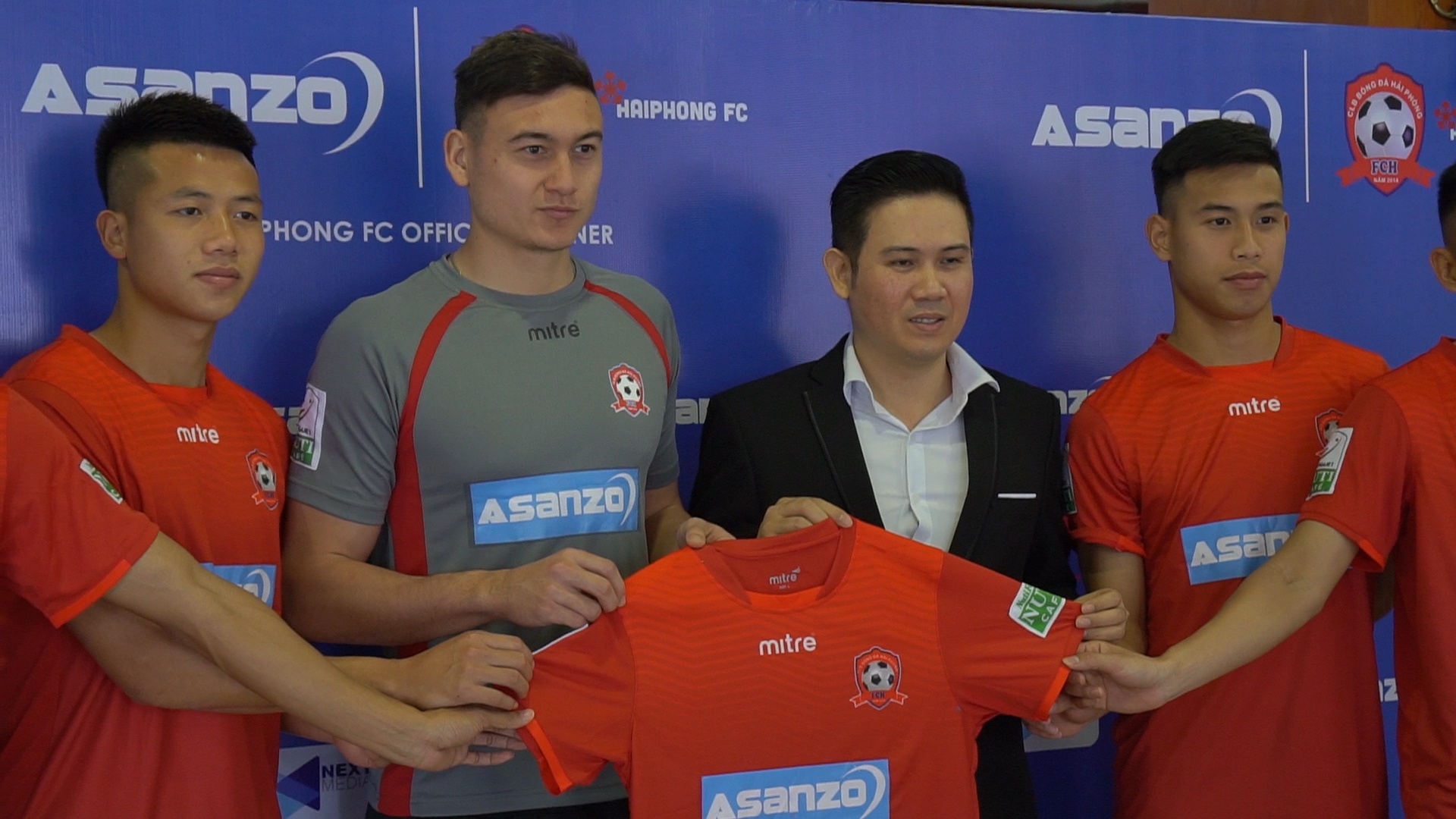 CLB Hai Phong ra mat nha tai tro Asanzo truoc them mua giai moi hinh anh