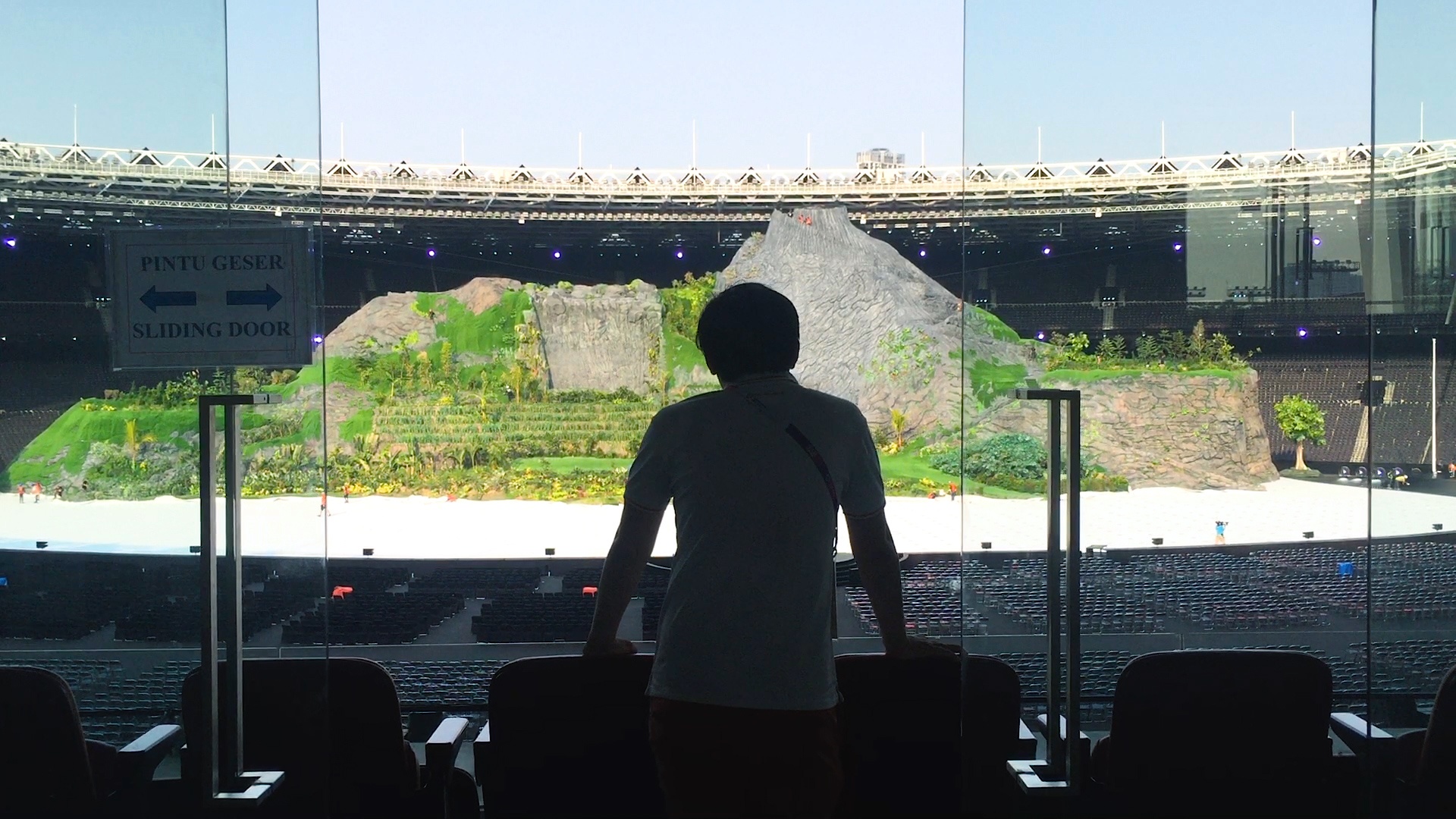 'Dot nhap' san van dong to chuc le khai mac ASIAD 18 hinh anh