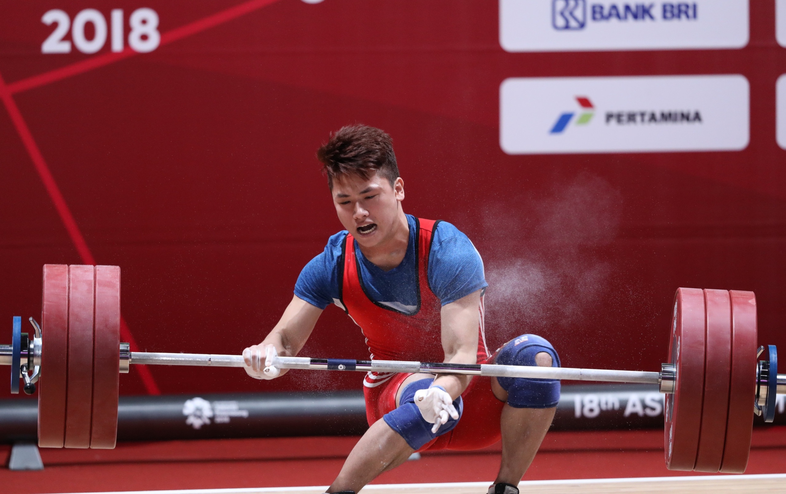 Trinh Van Vinh: 'Du chan thuong toi van co het suc de nang ta' hinh anh