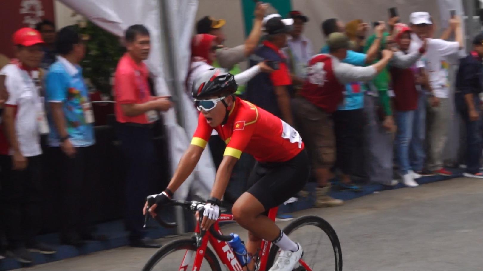 Nguyen Thi That noi gi sau khi khong the gianh huy chuong vang? hinh anh