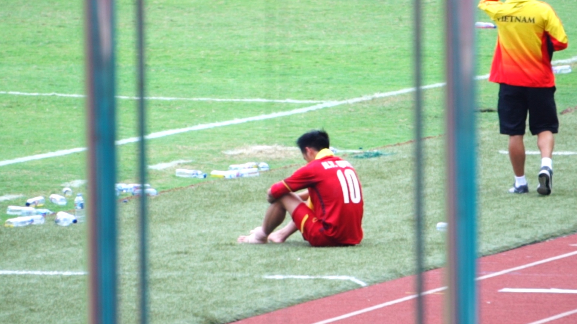 Van Quyet buoc tap tenh cung dong doi tri an nguoi ham mo hinh anh