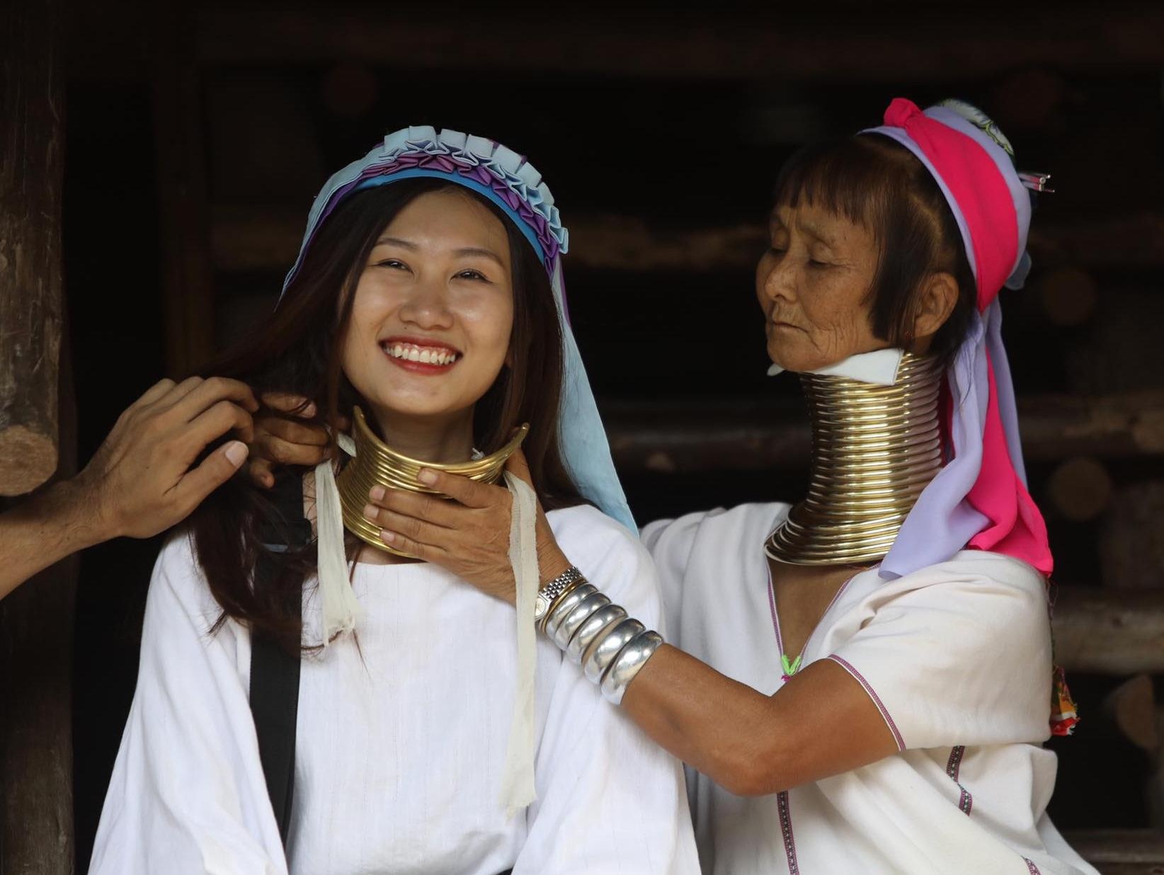 #Justgo: Tham lang co dai co mot khong hai tai Thai Lan hinh anh