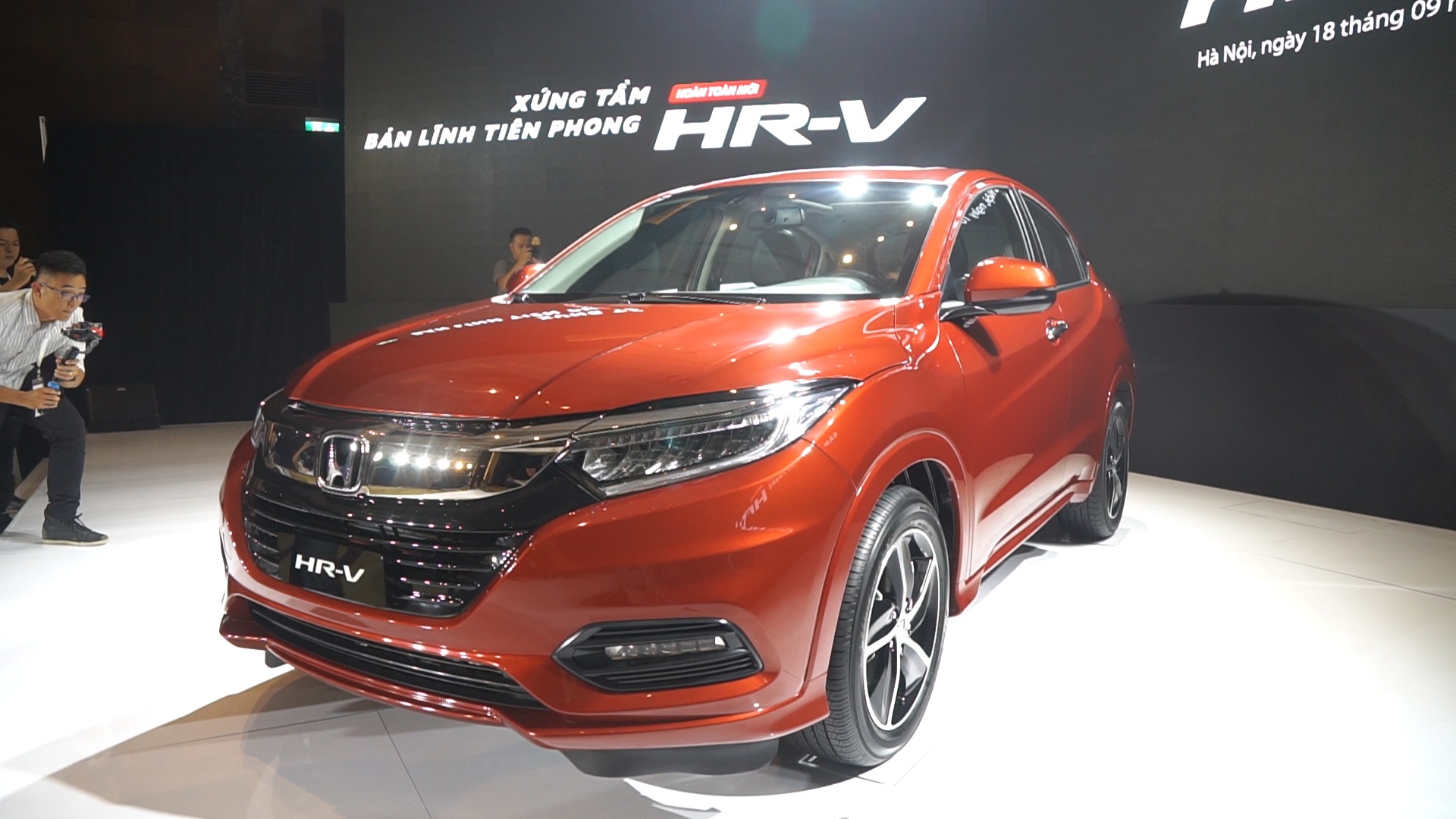 Danh gia nhanh HR-V 2018 - SUV co nho moi nhat cua Honda hinh anh