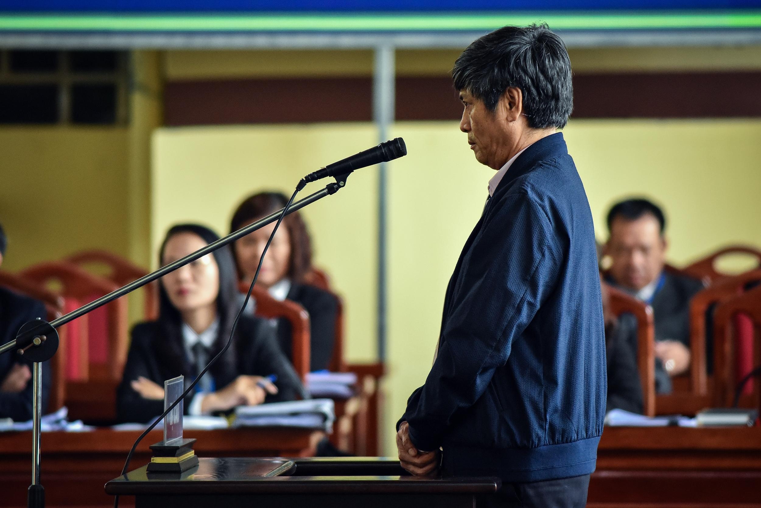 Ong Nguyen Thanh Hoa phan tran viec CNC thue nha so 10 Ho Giam hinh anh