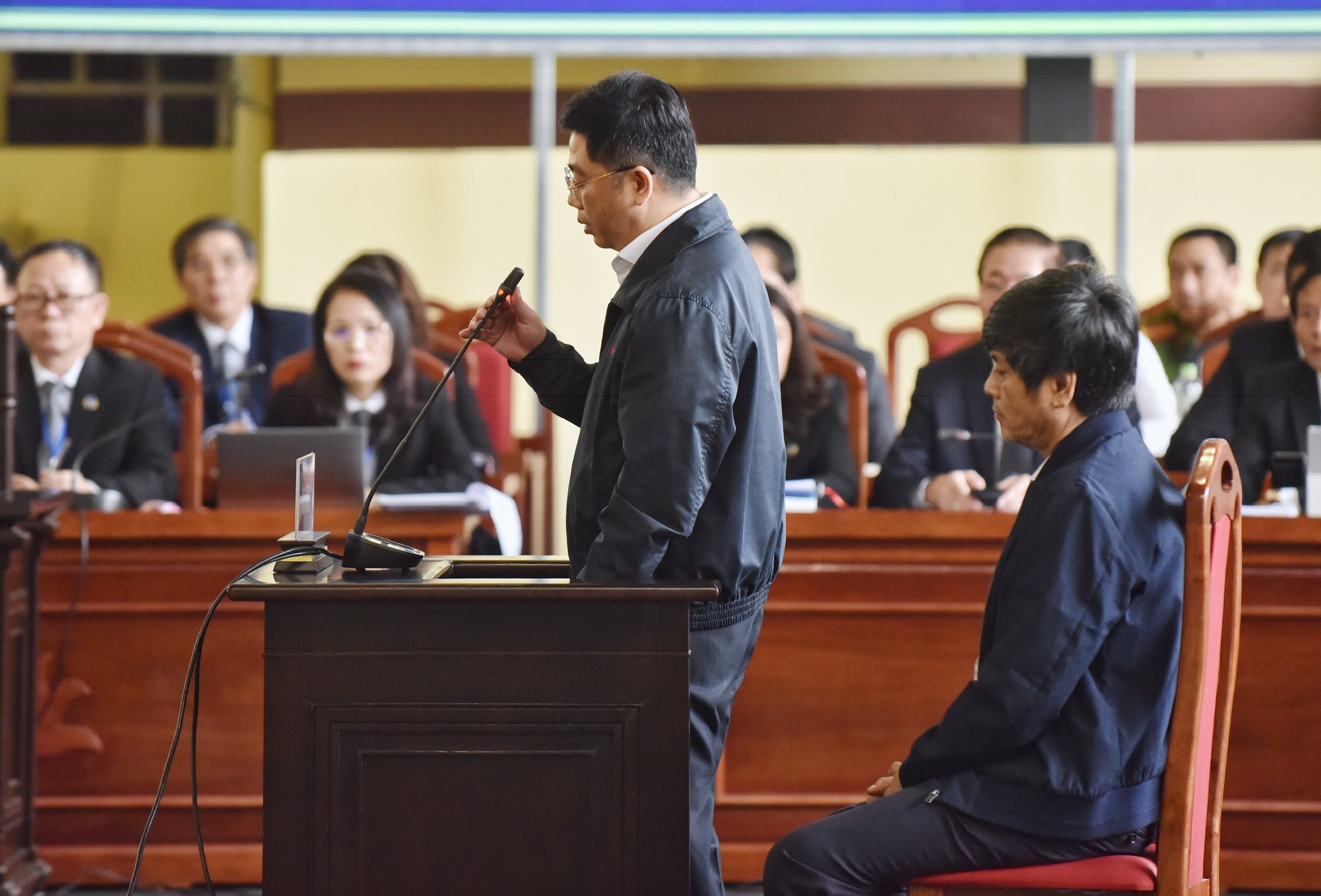 Nguyen Van Duong: 'Khong hieu sao anh Hoa phu nhan chung toi' hinh anh