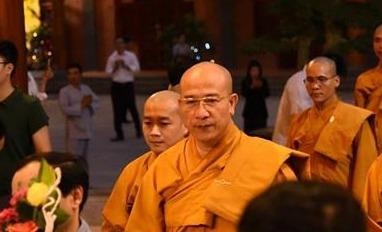 Tru tri chua Ba Vang tu choi tra loi sau buoi thuyet phap hinh anh