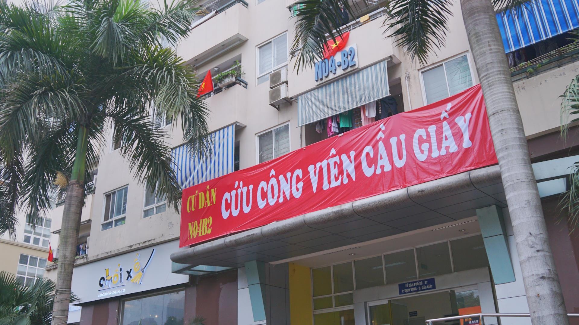 Vi sao cu dan treo bang ron phan doi du an xen dat cong vien Cau Giay? hinh anh