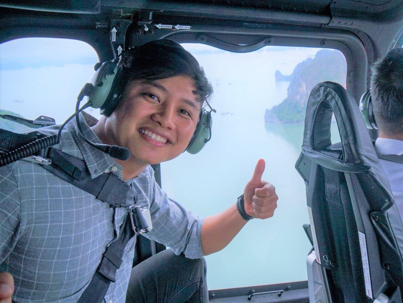 Trai nghiem 2,8 trieu dong/luot ngam vinh Ha Long tu truc thang hinh anh