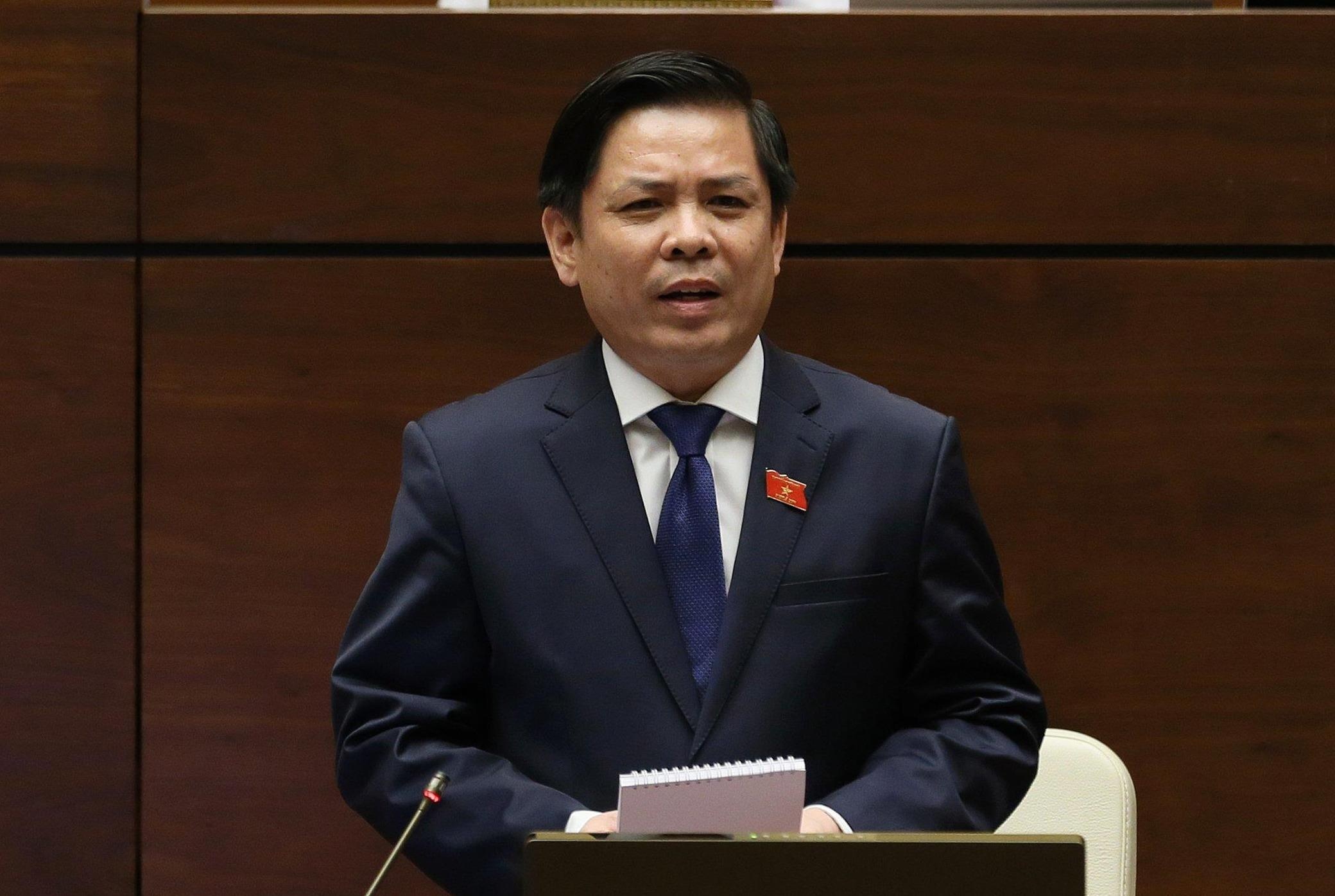 Bo truong Nguyen Van The tiep tuc tra loi chat van hinh anh