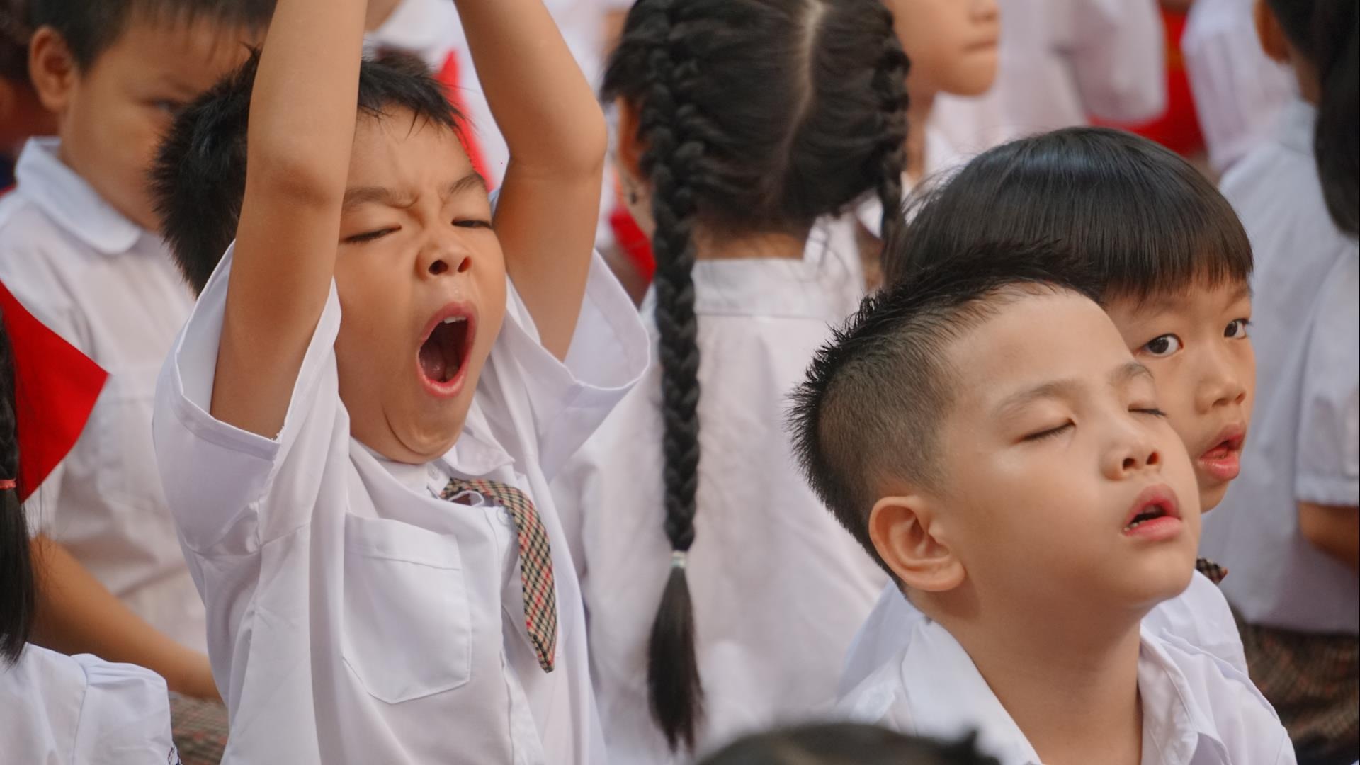Khoc nhe, ngai ngu va nhung hinh anh ngo nghinh trong le khai giang hinh anh