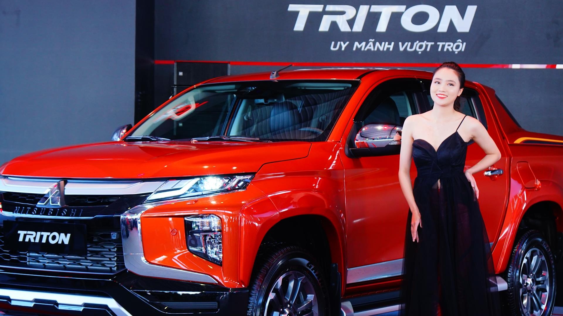 Trai nghiem nhanh Mitsubishi Triton 2020 ban cao cap gia 865 trieu hinh anh