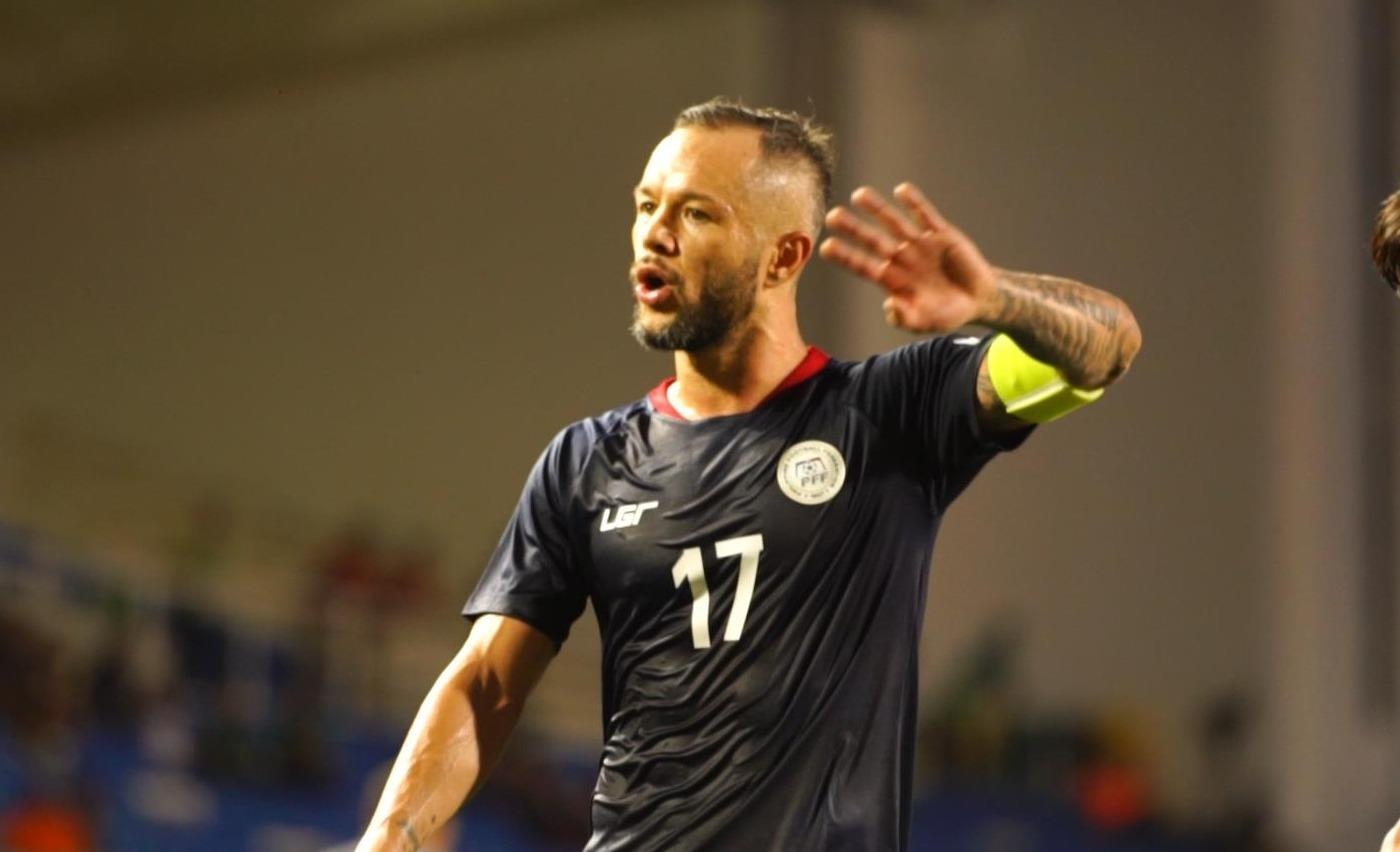 Doi truong U22 Philippines lien tuc thuc giuc dong doi thi dau hinh anh