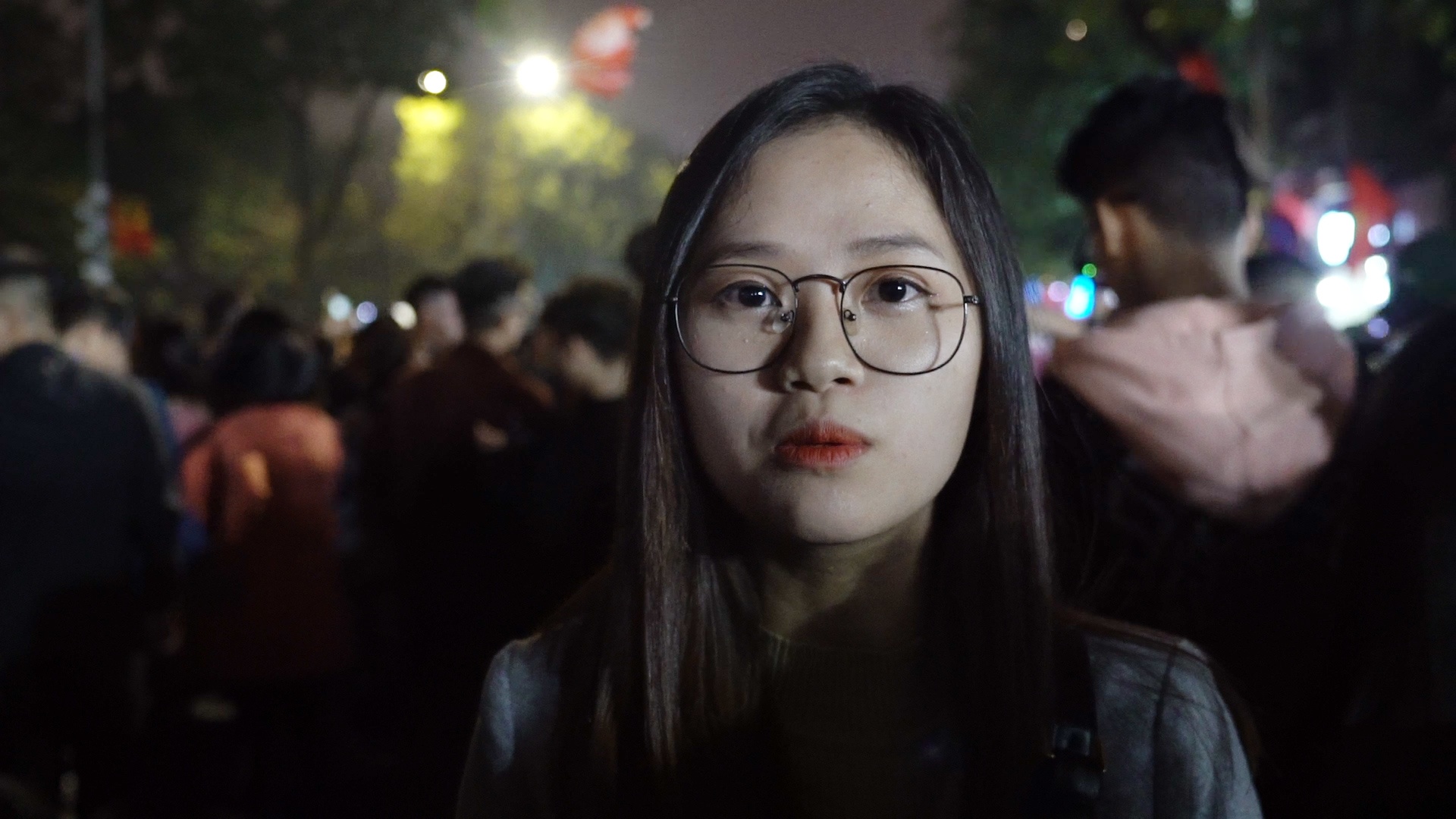 Hang chuc nghin nguoi chen lan cho giay phut chuyen giao nam moi hinh anh