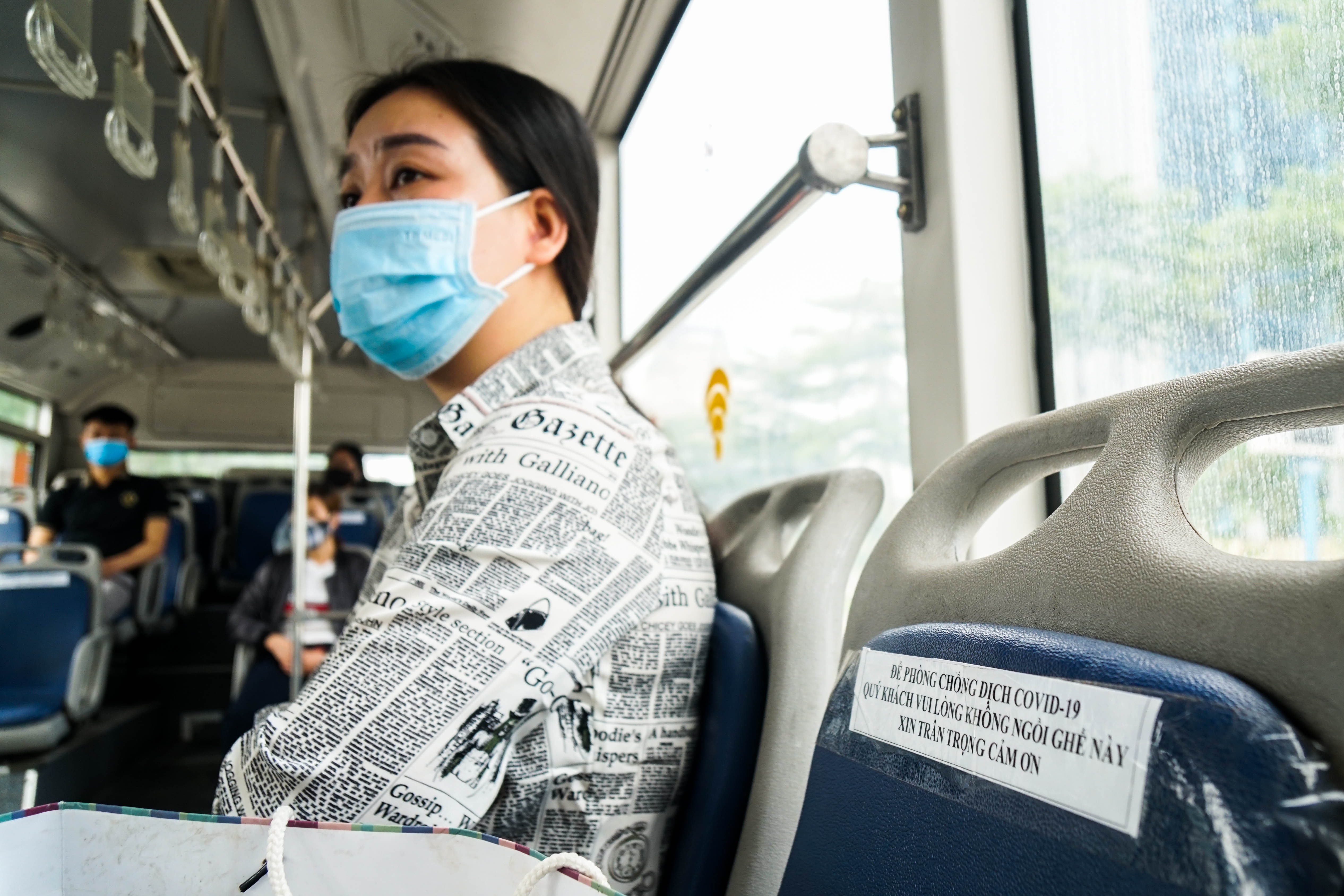 Xe buyt duoc cho toi da 30 khach hinh anh