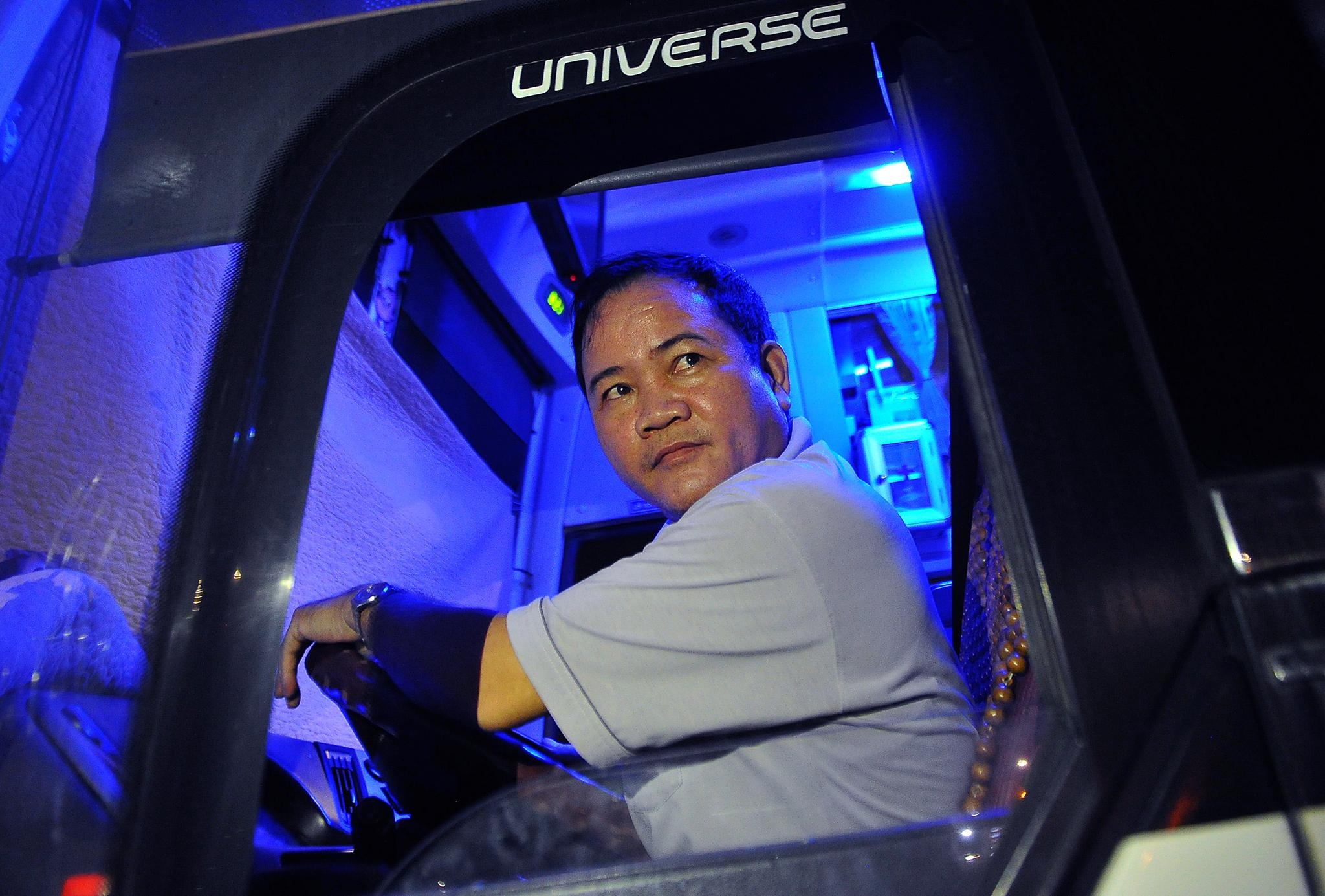 Ben xe Da Nang don khach sau 1 thang ngung hoat dong hinh anh