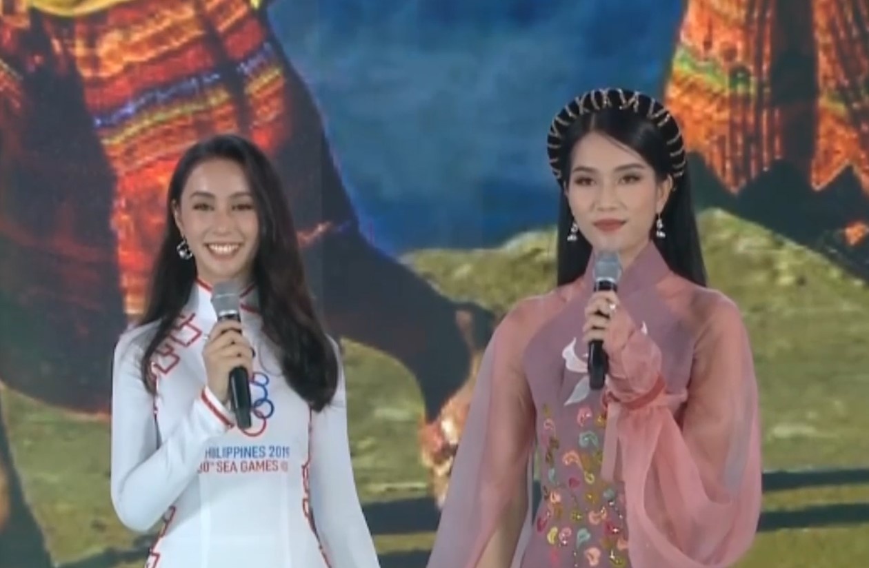 Thi sinh Hoa hau Viet Nam 2020 thuyet trinh song ngu hinh anh