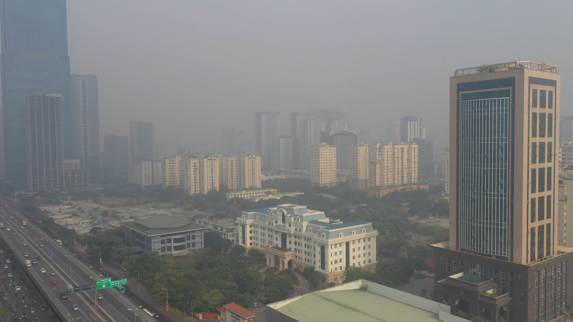 Ha Noi chim trong man suong mo duc hinh anh