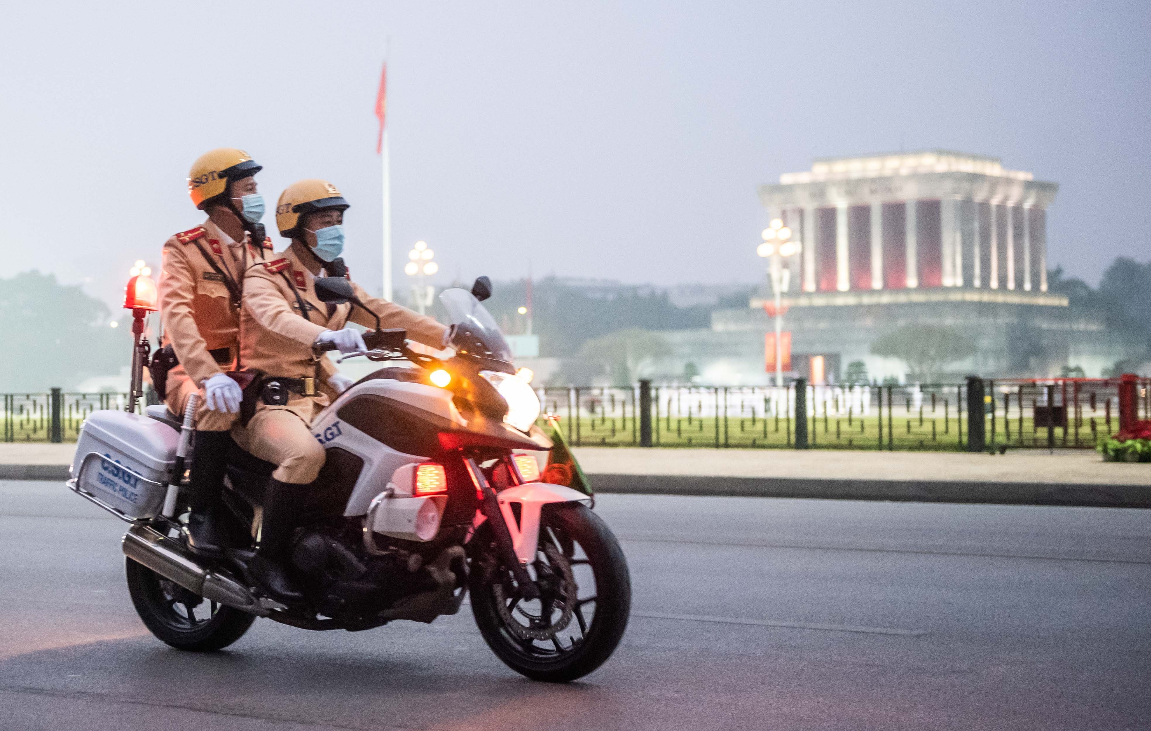 Tong duyet dan doan phuc vu Dai hoi Dang XIII hinh anh