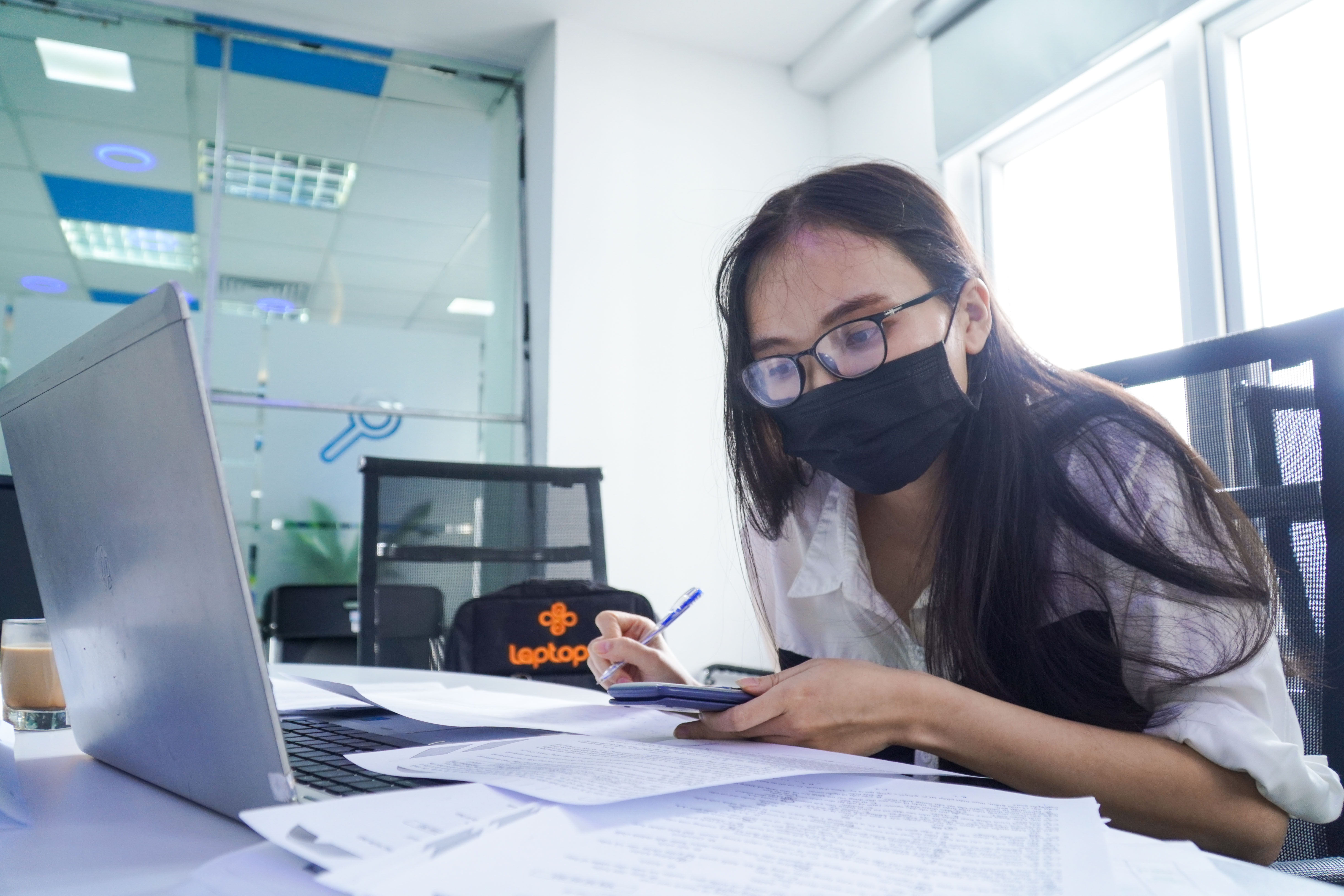 De thi Vat ly, Hoa hoc kho hon de minh hoa 30% hinh anh