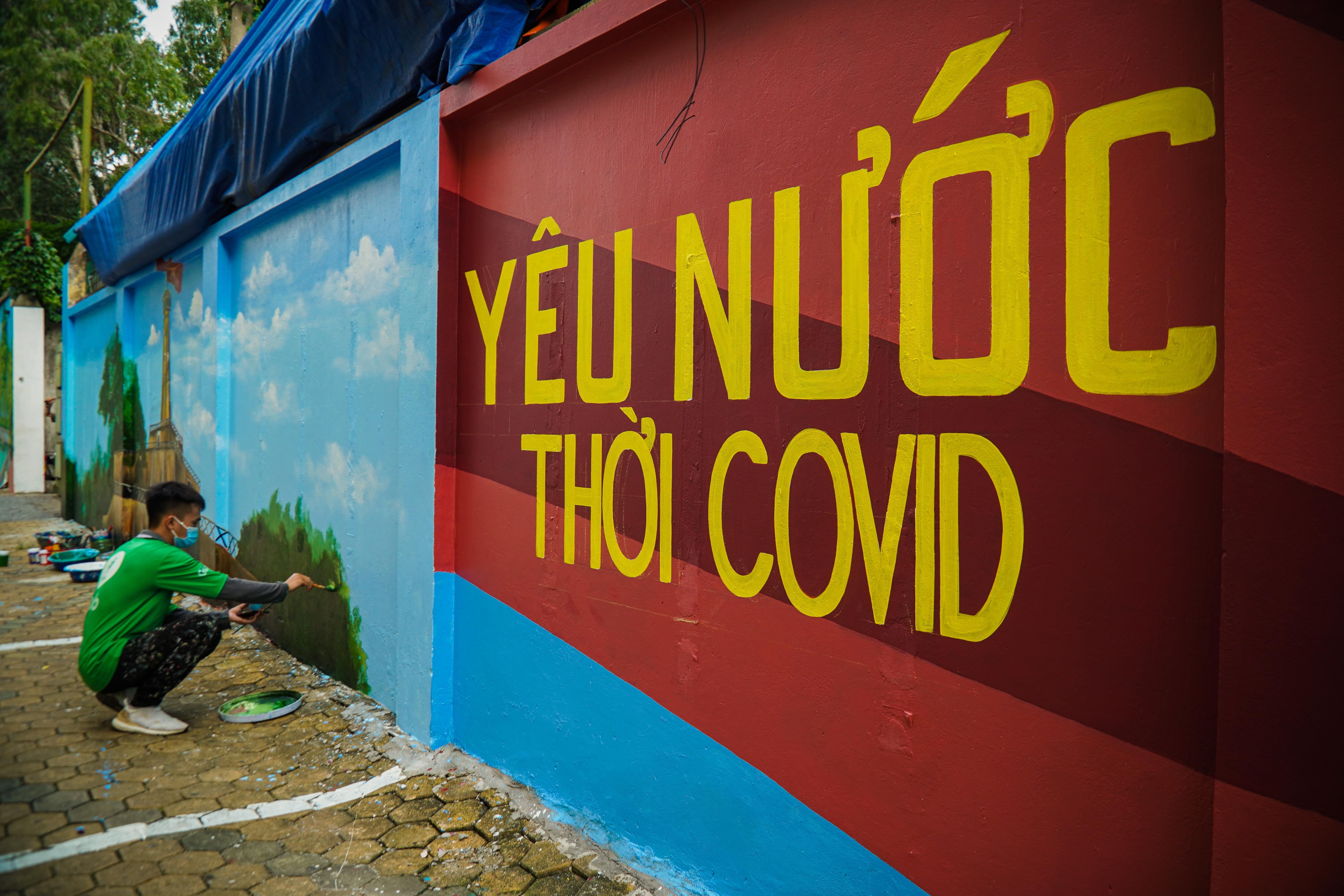 Ha Noi sau 7 ngay gian cach hinh anh