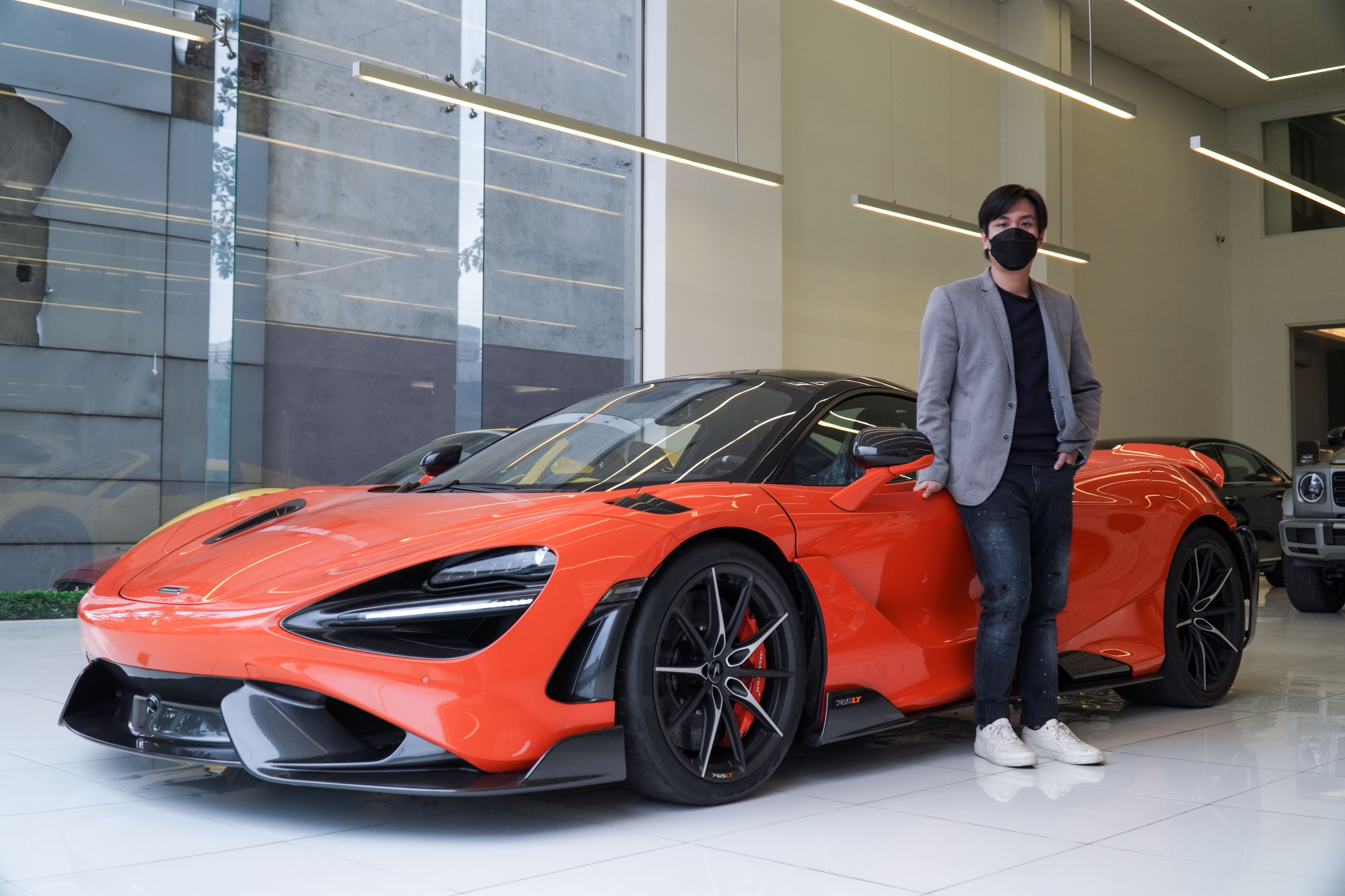Trai nghiem sieu xe McLaren 765LT gia hon 30 ty dong tai Viet Nam hinh anh