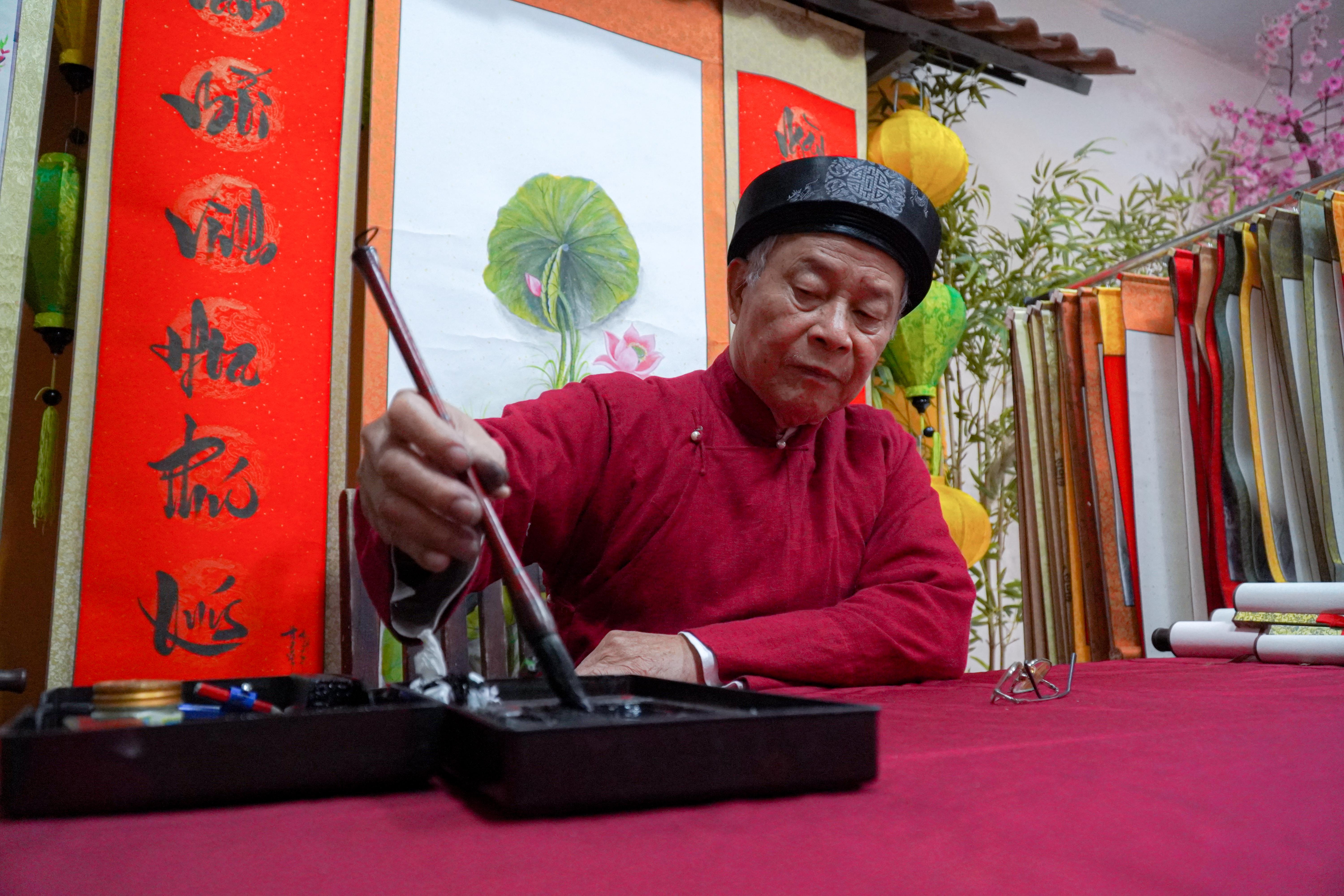 Thay do cho chu online dau nam moi hinh anh