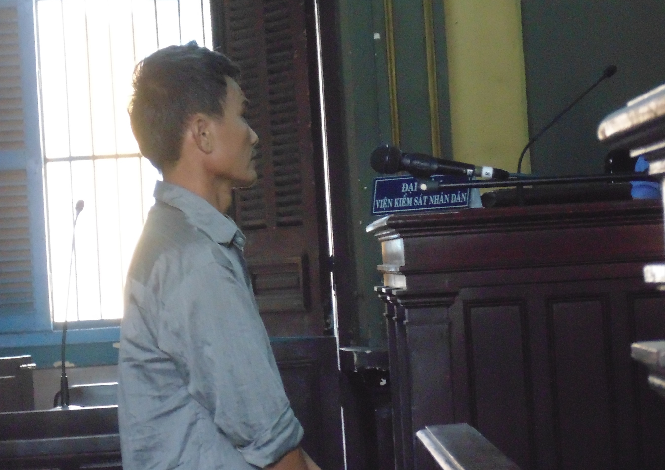 Bao ve nong truong ban chet nguoi anh 1