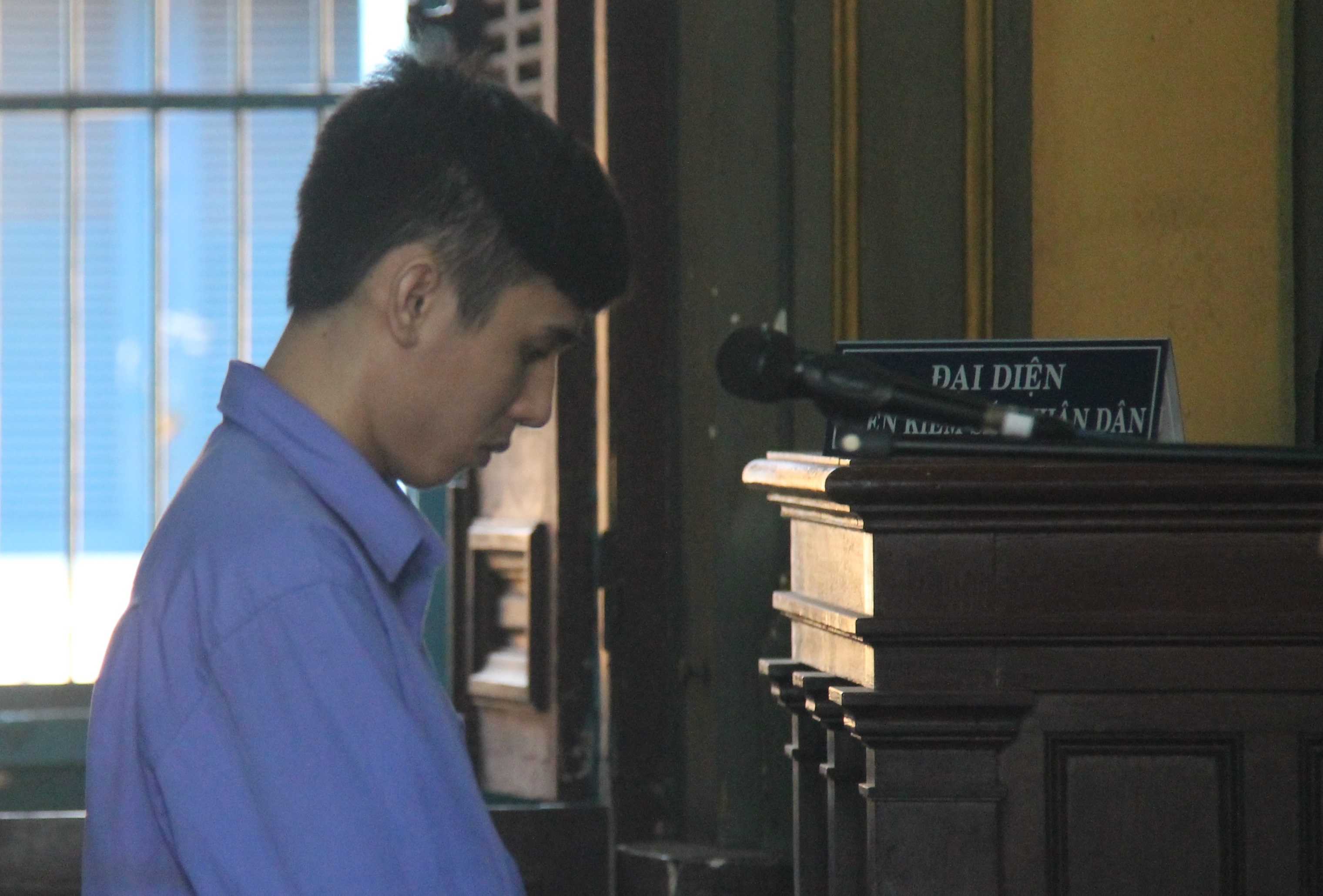 Gay an khi di doi dien thoai anh 1