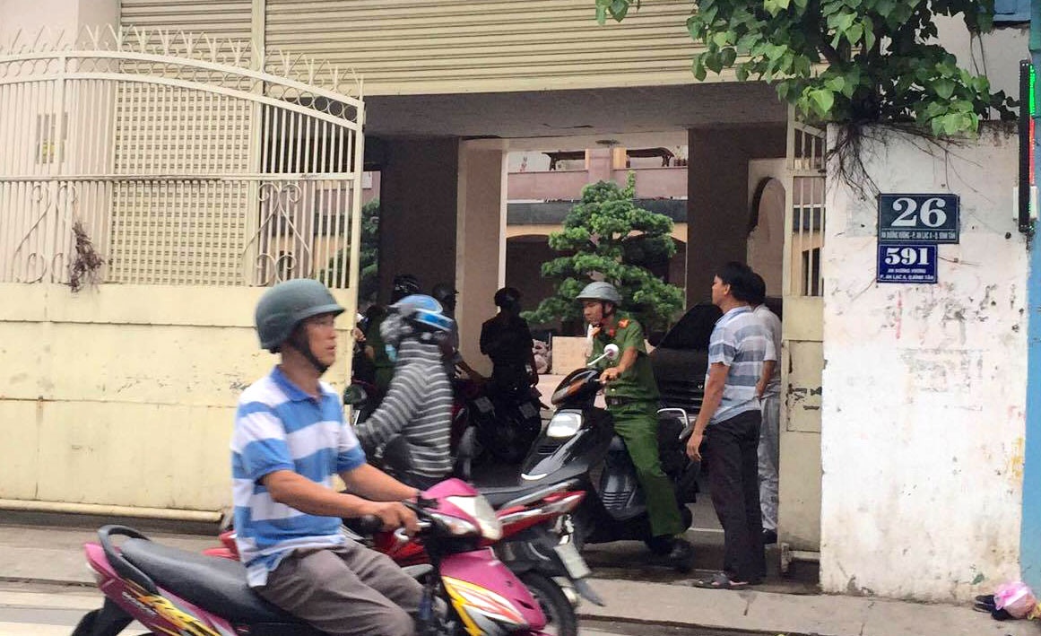 Trầm Bê bị bắt ảnh 2 Tram Be bi bat anh 2