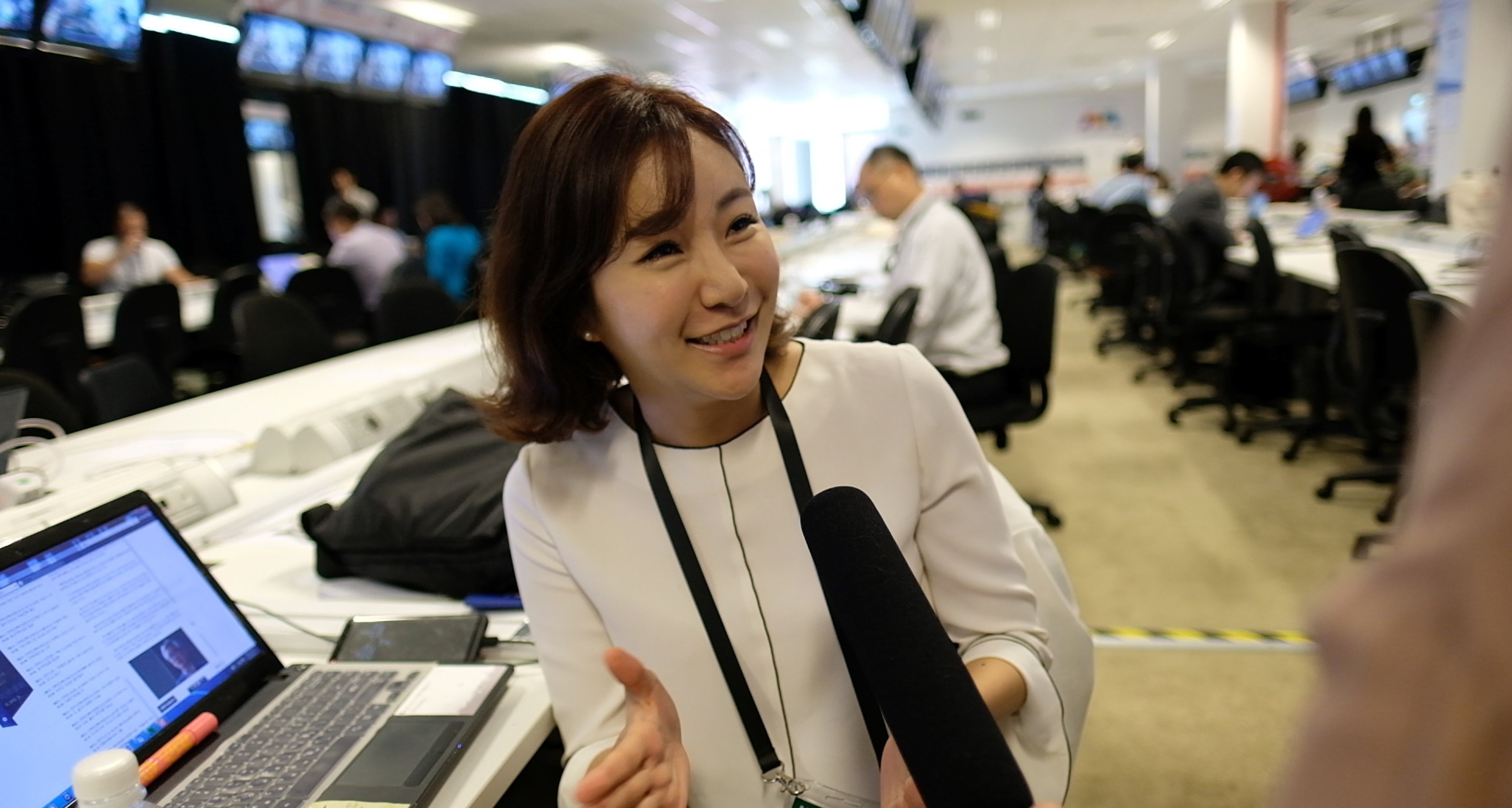 Cuoc gap Kim-Trump: Hung khoi ngap khong khi, chi nguoi Nhat bi quan hinh anh