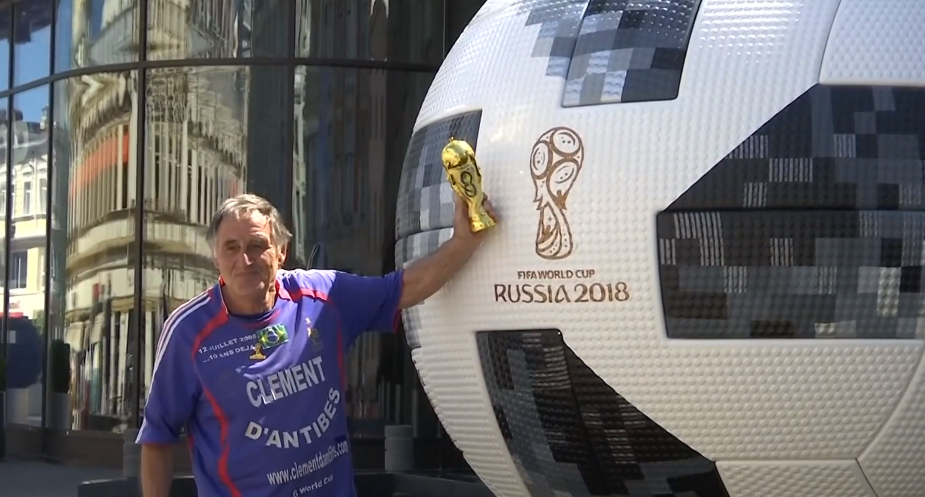 Co dong vien Phap tung 8 lan tham du co vu World Cup hinh anh