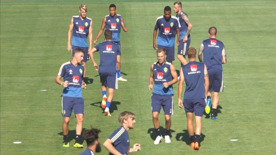 Doi truong Thuy Dien: 'Tuyen Anh biet chung toi la doi bong rat manh' hinh anh