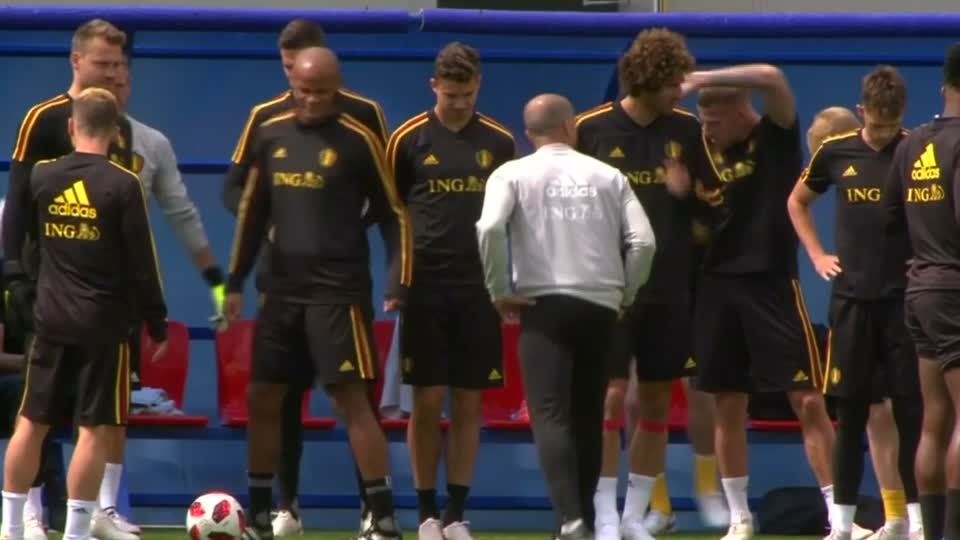 Tuyen Bi tap luyen chuan bi cho tran doi dau voi Brazil hinh anh