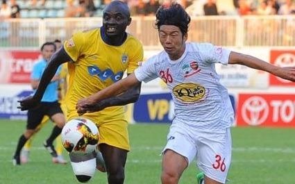 'Trong tai kem nhung HAGL thieu chuyen nghiep' hinh anh