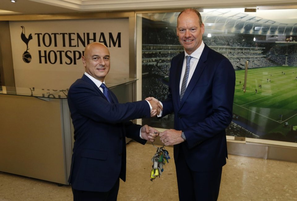 san nha tottenham anh 1