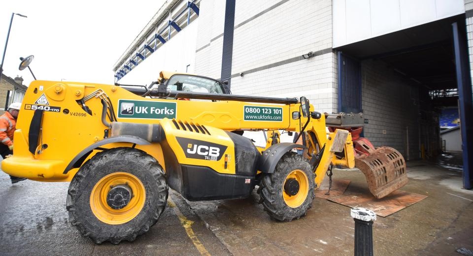 san nha tottenham anh 3