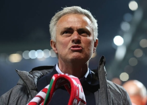 Co Mourinho, MU se vo dich Europa League? hinh anh