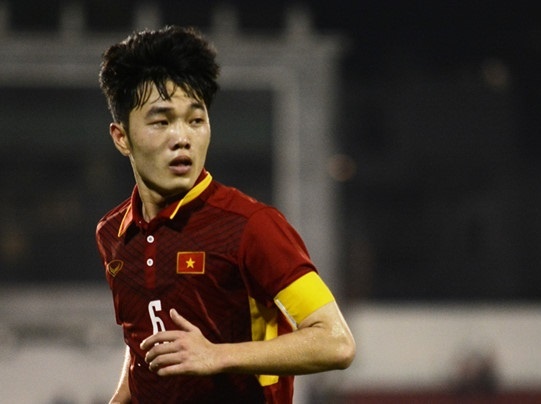 ‘HLV Huu Thang sai lam khi da doi cong, bo tri hang tien ve qua yeu’ hinh anh