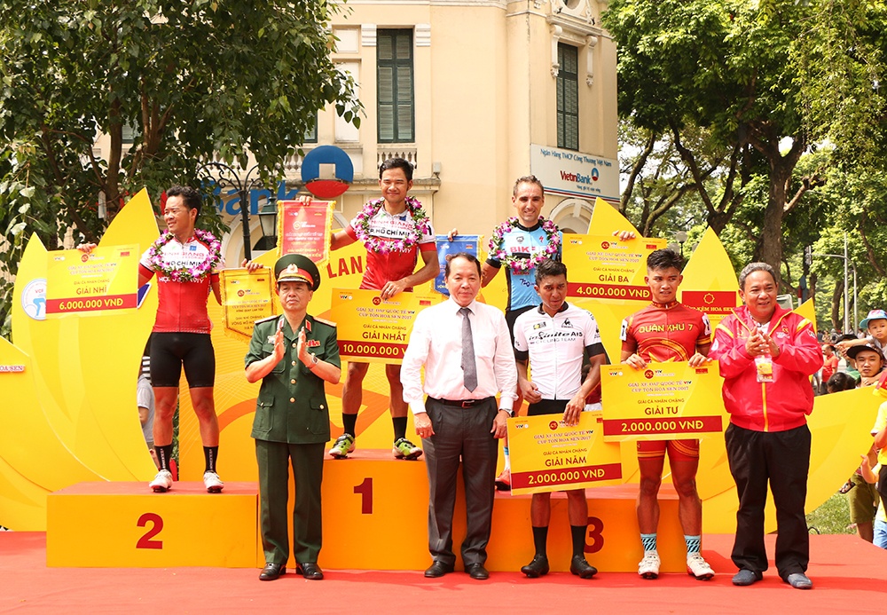 dua xe dap vtv anh 2