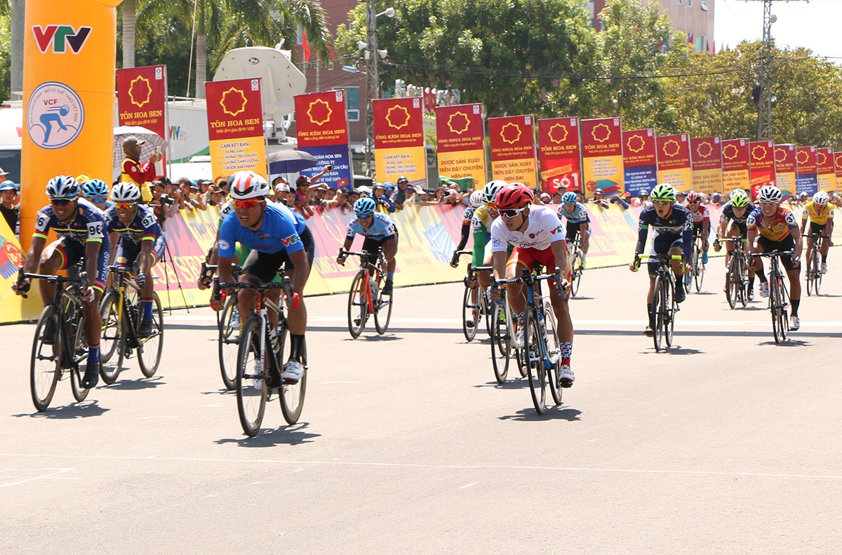 dua xe dap vtv cup 2017 anh 1