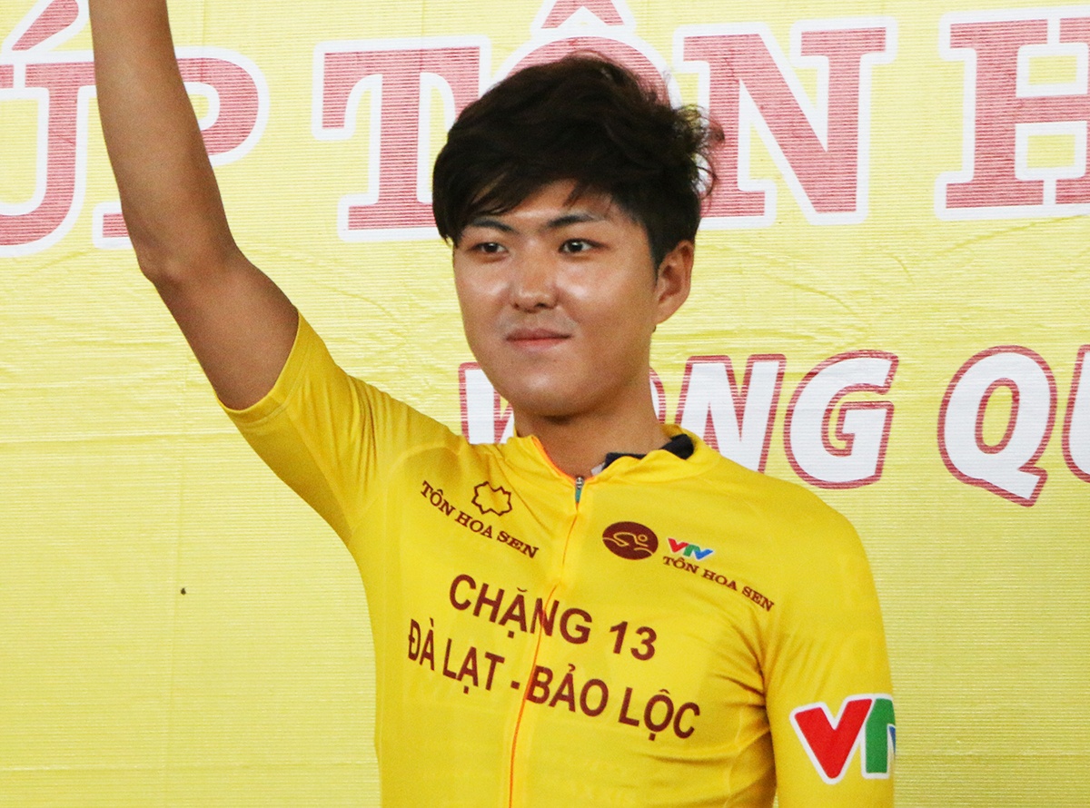 Cua-ro Han Quoc gianh Ao vang chung cuoc giai dua xe dap VTV Cup 2017 hinh anh