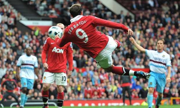 Nhung pha xu ly bong dang cap mang thuong hieu Berbatov hinh anh