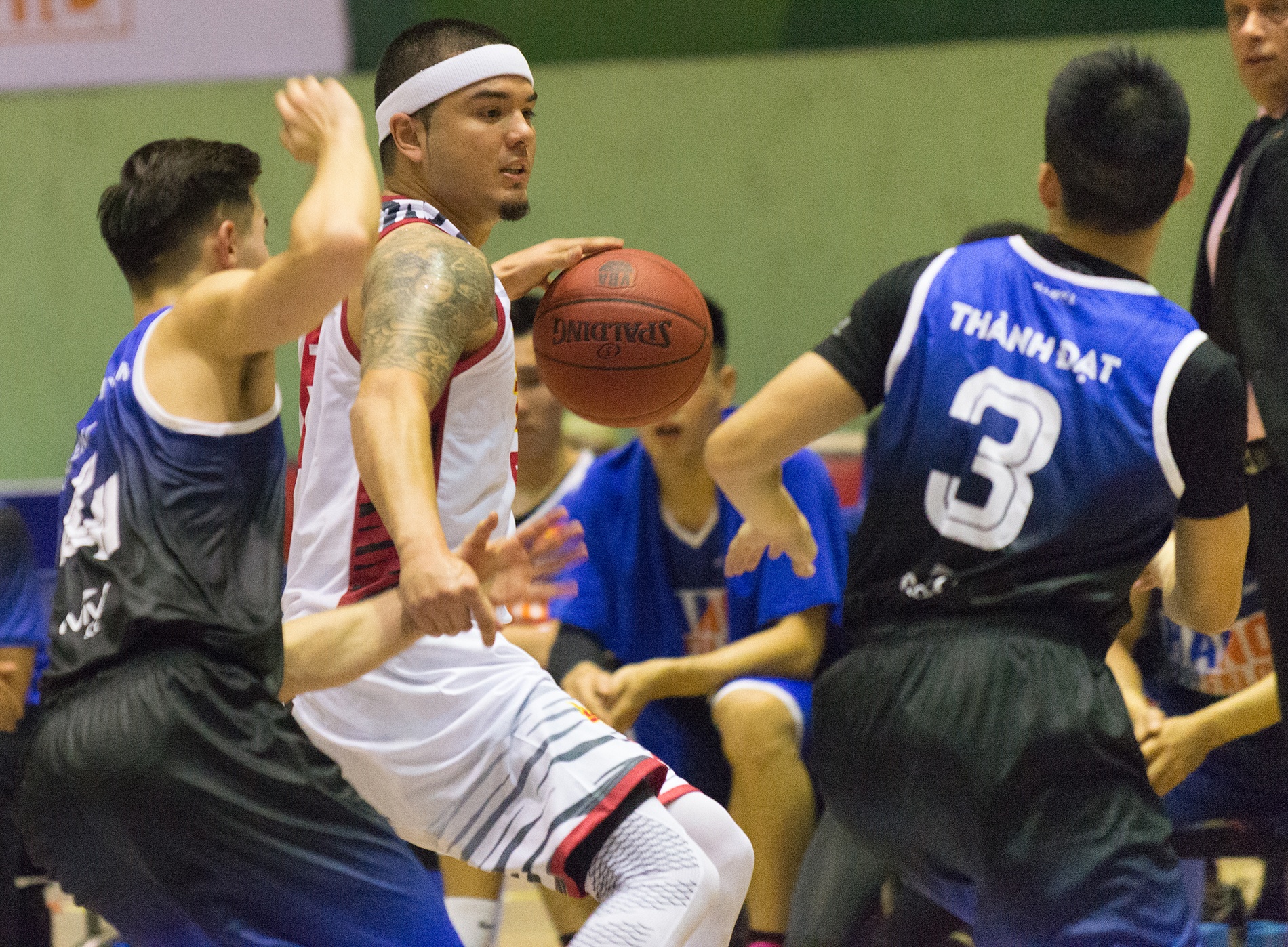 hanoi buffaloes thua saigon heat vba anh 4